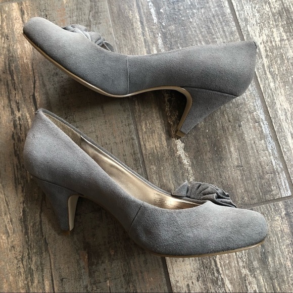Steve Madden Preti grey suede leather heels size 6 - Picture 4 of 8